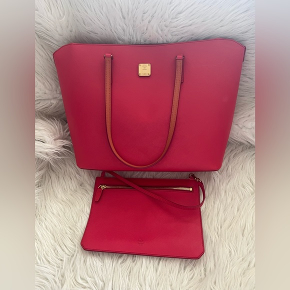 MCM Handbags - NWOT mcm Liz Tote in Safiano Leather